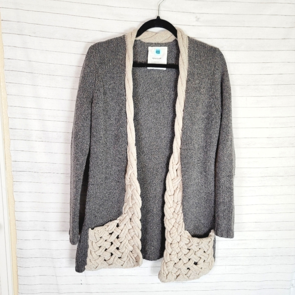 Sparrow 100% Lambs Wool Cardigan w Chunky Crochet Trim, sz Small